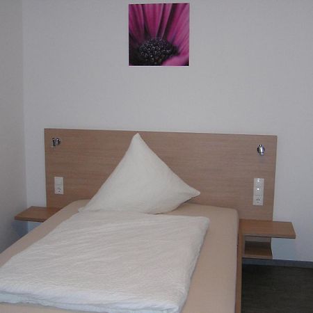 Gaestehaus Zur Promenade Donauwörth Esterno foto